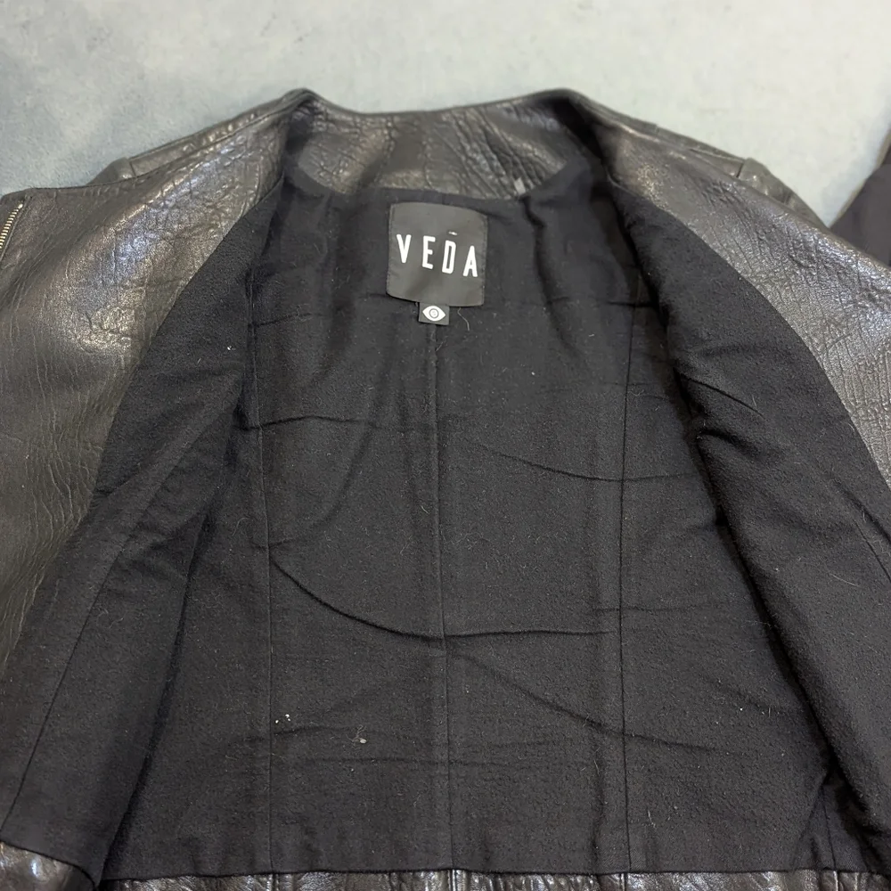 Veda Dallas Leather Motor Jacket Size S Black Stretchy Sleeve Panel Biker 100% L - Picture 8 of 10
